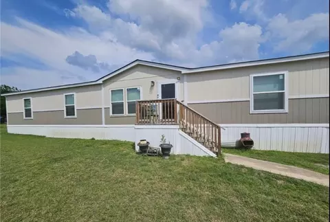 6100 E Rancier Ave #384, Killeen, TX 76543