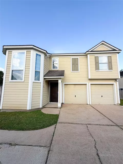11737 Logan Ridge Dr, Houston, TX 77072