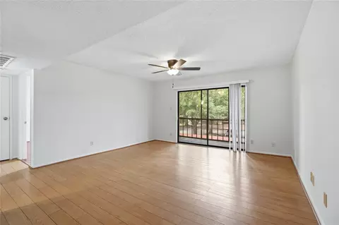 10110 Forum West Dr #321, Houston, TX 77036
