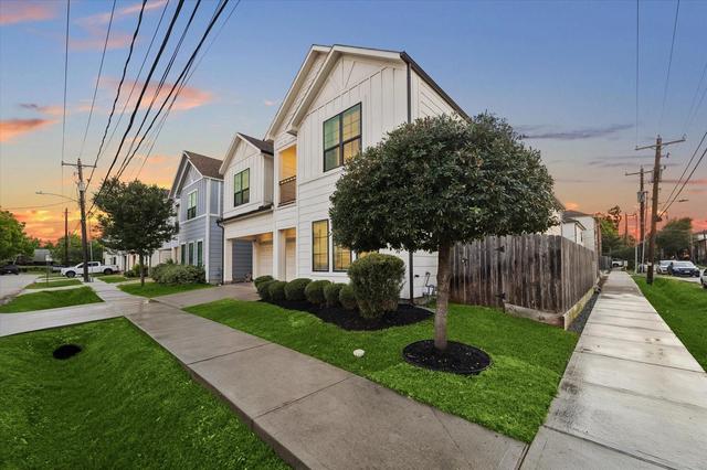 2313 Langston St, Houston, TX 77007