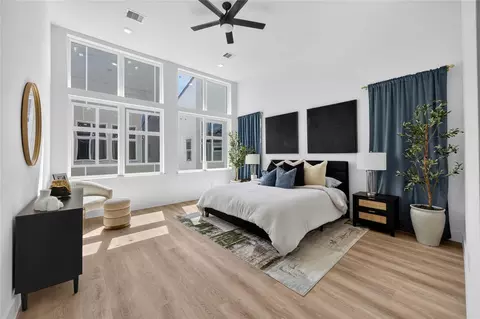 316 Walthall #B, Houston, TX 77022
