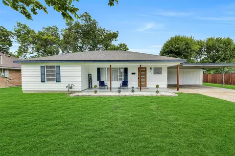 822 Dutch St, Deer Park, TX 77536