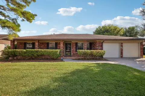 10422 Rocky Hollow Rd, La Porte, TX 77571