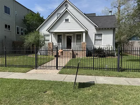 2009 Arlington St, Houston, TX 77008