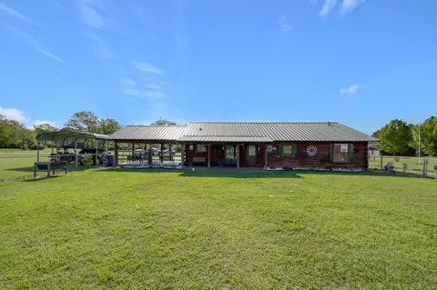 130 Raleigh Cir, Trinity, TX 75862