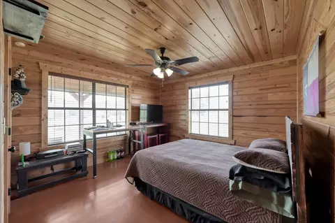 Bedroom - 130 Raleigh Cir, Trinity, TX 75862 photo 1 of 3