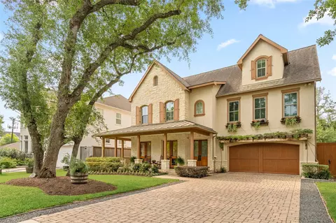4605 Huisache St, Bellaire, TX 77401