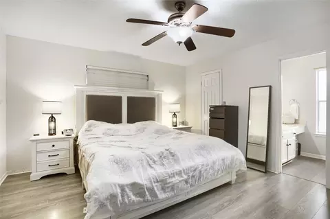 Bedroom - 24127 Spring Day Ln, Spring, TX 77373 photo 2 of 7