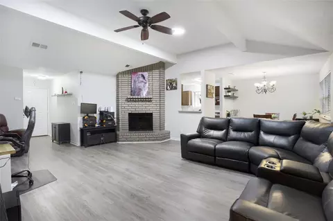 Living - 24127 Spring Day Ln, Spring, TX 77373 photo 2 of 2