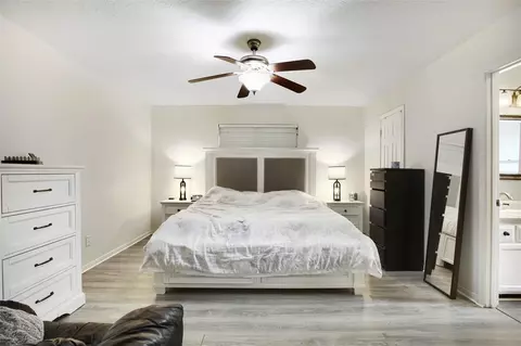 Bedroom - 24127 Spring Day Ln, Spring, TX 77373 photo 1 of 7