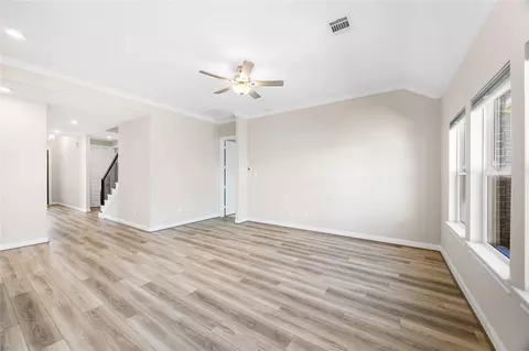 Living - 17681 Rosette Grass Dr, Conroe, TX 77385 photo 4 of 7