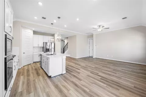 Living - 17681 Rosette Grass Dr, Conroe, TX 77385 photo 1 of 7