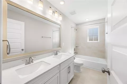 Bath - 17681 Rosette Grass Dr, Conroe, TX 77385 photo 6 of 7