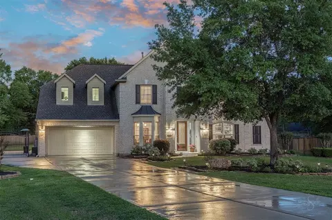 2625 Silver Shadow, Conroe, TX 77304 photo 1