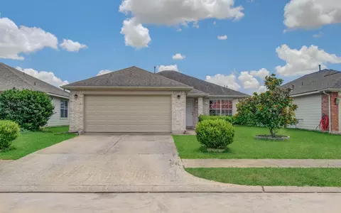6710 Wellington Meadows Dr, Katy, TX 77449