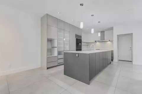 1222 Marconi St, Houston, TX 77019