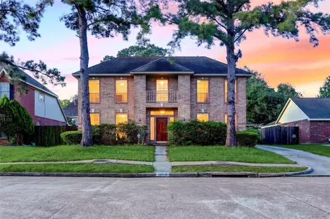 10615 Vandercroft Ct, Houston, TX 77070
