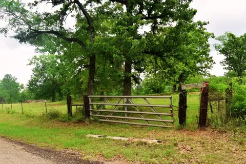tbd Fcr 421 W, Buffalo, TX 75831
