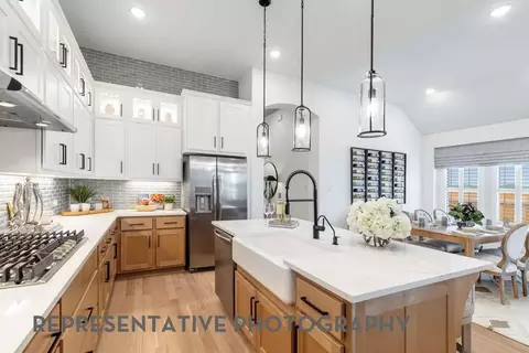 Kitchen - 2730 Pathway Crest Ln, Webster, TX 77598 photo 5 of 7