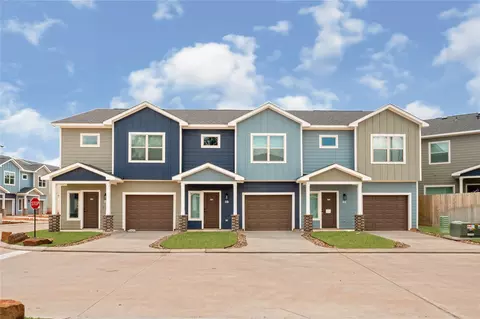14010 Longstreet Rd #2, Willis, TX 77318