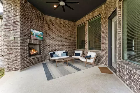 Exterior - 4514 Silver Moon Dr, Spring, TX 77386 photo 5 of 6