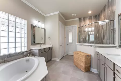 Bath - 4514 Silver Moon Dr, Spring, TX 77386 photo 5 of 10