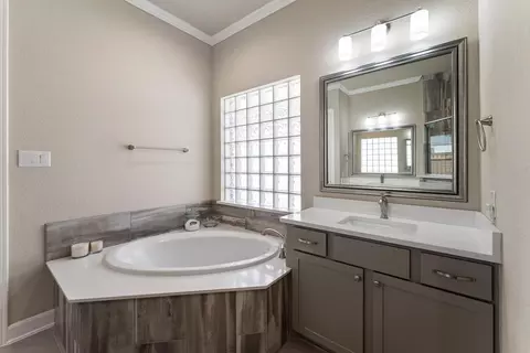 Bath - 4514 Silver Moon Dr, Spring, TX 77386 photo 7 of 10