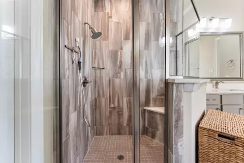 Bath - 4514 Silver Moon Dr, Spring, TX 77386 photo 9 of 10