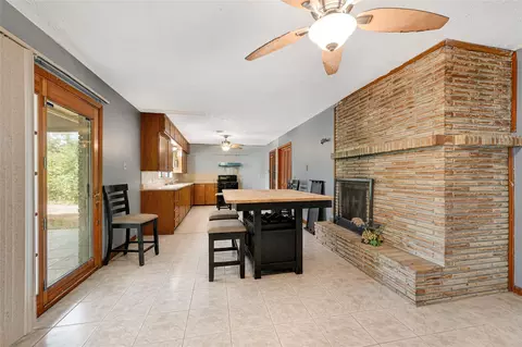 Other - 709 Queens Rd, Pasadena, TX 77502 photo 1 of 3