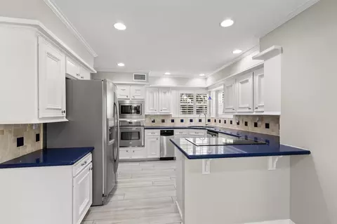Kitchen - 25010 Kingsdown Dr, Spring, TX 77389 photo 3 of 4