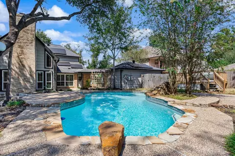 Exterior - 25010 Kingsdown Dr, Spring, TX 77389 photo 6 of 14