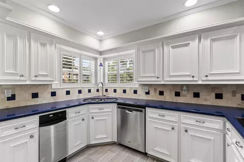 Kitchen - 25010 Kingsdown Dr, Spring, TX 77389 photo 1 of 4