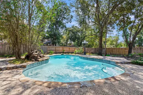 Exterior - 25010 Kingsdown Dr, Spring, TX 77389 photo 7 of 14