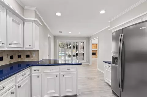Kitchen - 25010 Kingsdown Dr, Spring, TX 77389 photo 4 of 4