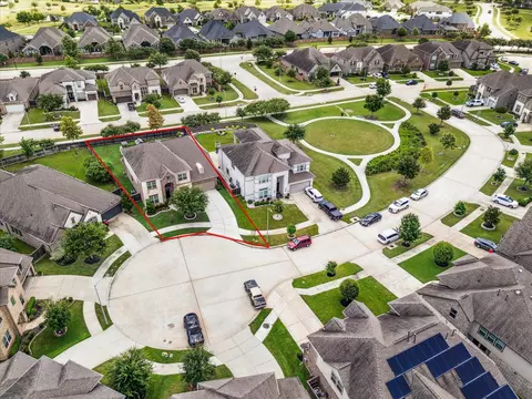 1911 Donna Temple Ct, Richmond, TX 77469