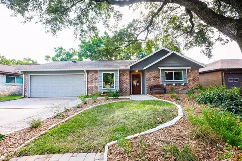 2554 Kevin Ln, Houston, TX 77043