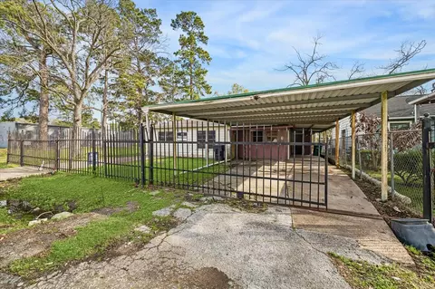 5930 Guadalupe St, Houston, TX 77016