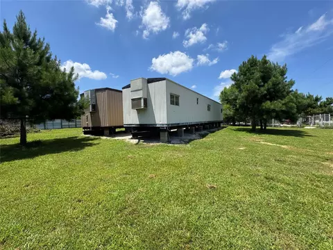 846 County Road 3565, Cleveland, TX 77327