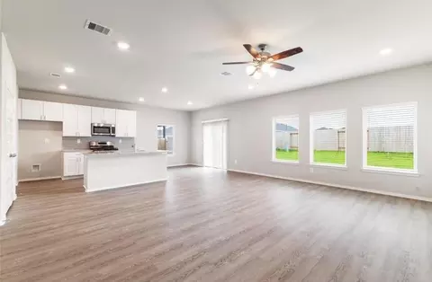 1918 Evening Breeze Ln, Houston, TX 77073