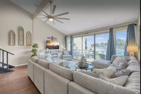 5 April Point Dr S, Montgomery, TX 77356