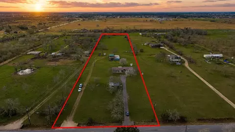 9820 Oberrender Rd, Needville, TX 77461