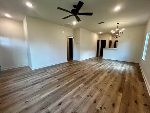 Living - 201 E Fleming, Longview, TX 75604 photo 1 of 2