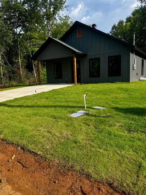 Exterior - 201 E Fleming, Longview, TX 75604 photo 2 of 3