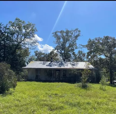 1284 Darrel Hall Dr, Trinity, TX 75862 photo 1