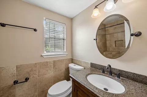 Bath - 21822 Tophill Dr, Spring, TX 77388 photo 1 of 2