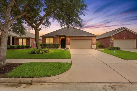 721 Rufina St, League City, TX 77573
