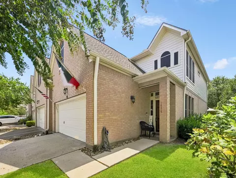 14215 Mossy Gate Ln, Houston, TX 77082