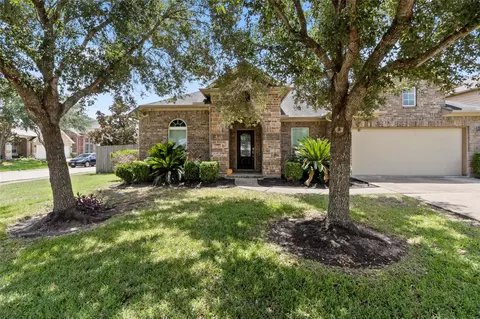 13402 Indigo Sands Dr, Pearland, TX 77584