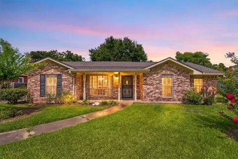 3139 Jeanetta St, Houston, TX 77063