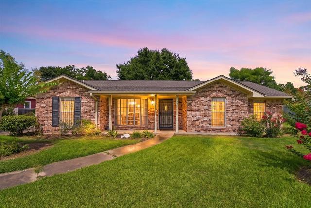 3139 Jeanetta St, Houston, TX 77063